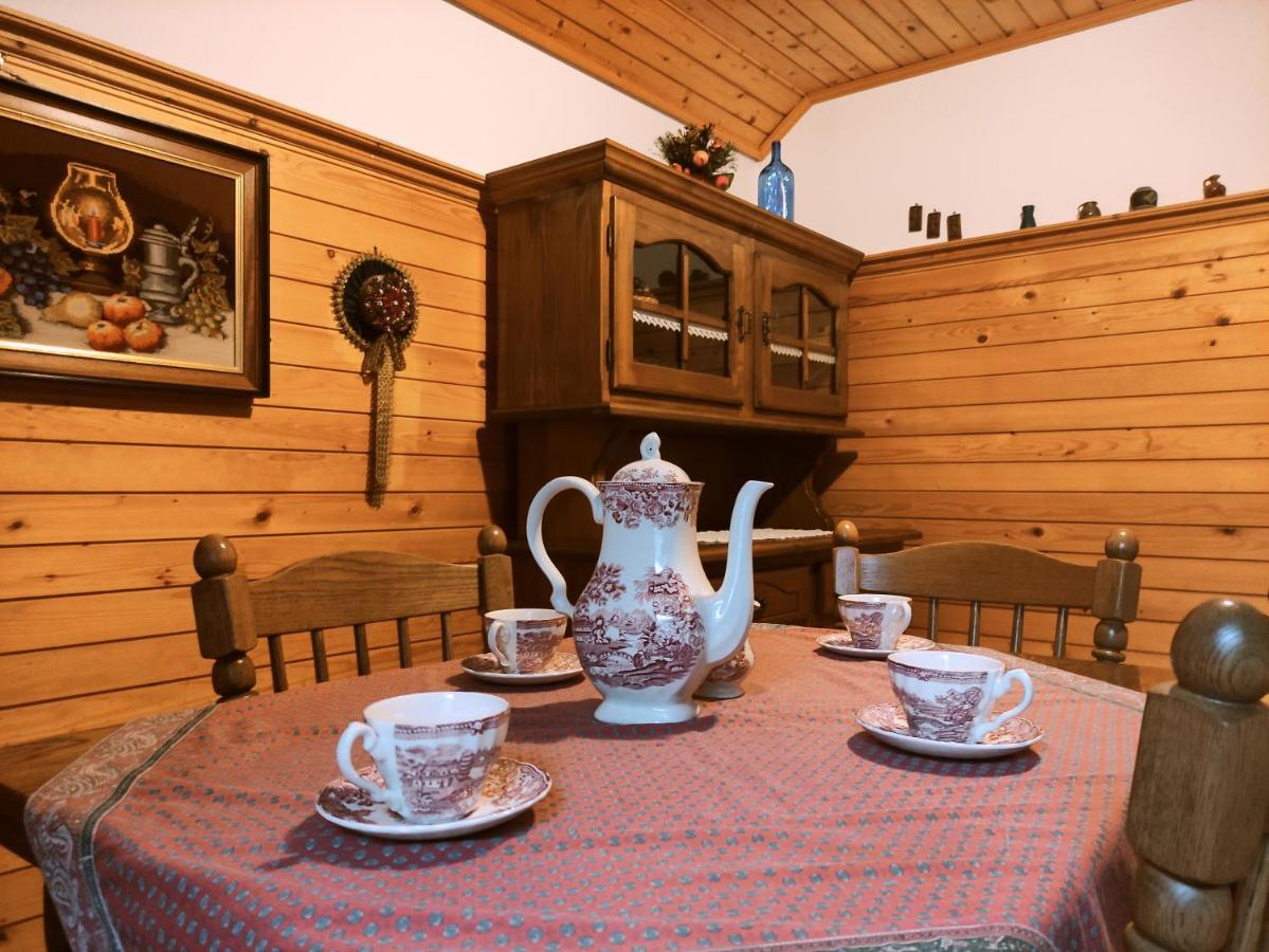 Отель Alp House Бохиньска-Бела Экстерьер фото